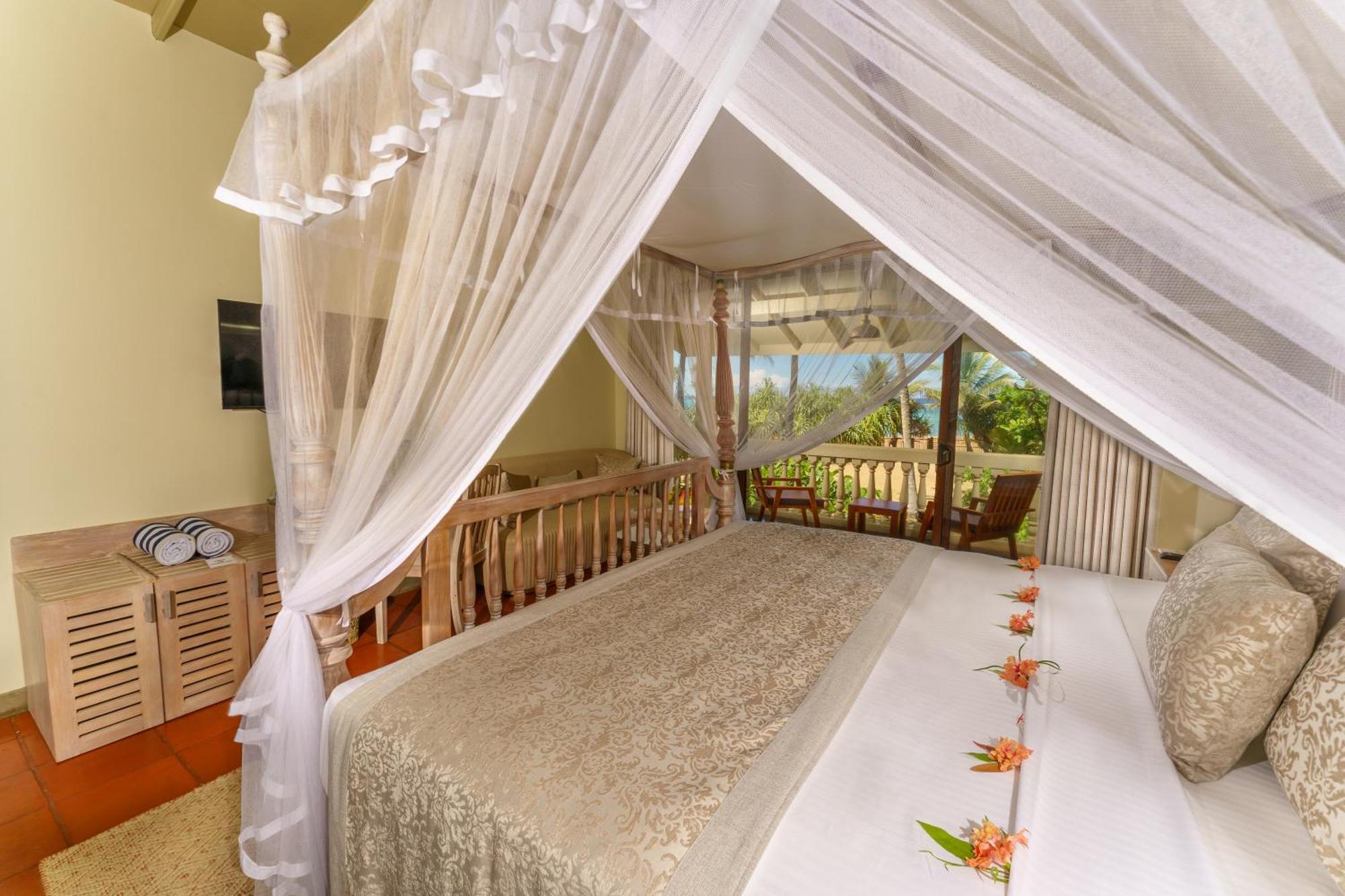 Siddhalepa Ayurveda Resort - All Meals, Ayurveda Treatment And Yoga Wadduwa Exterior photo