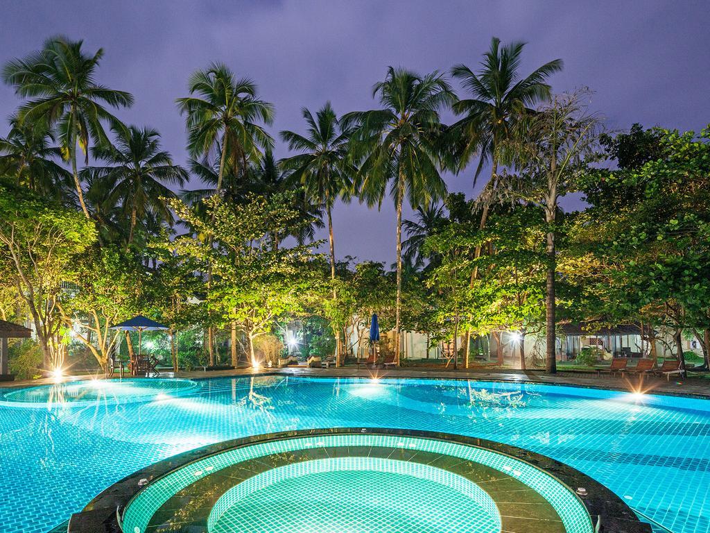 Siddhalepa Ayurveda Resort - All Meals, Ayurveda Treatment And Yoga Wadduwa Exterior photo