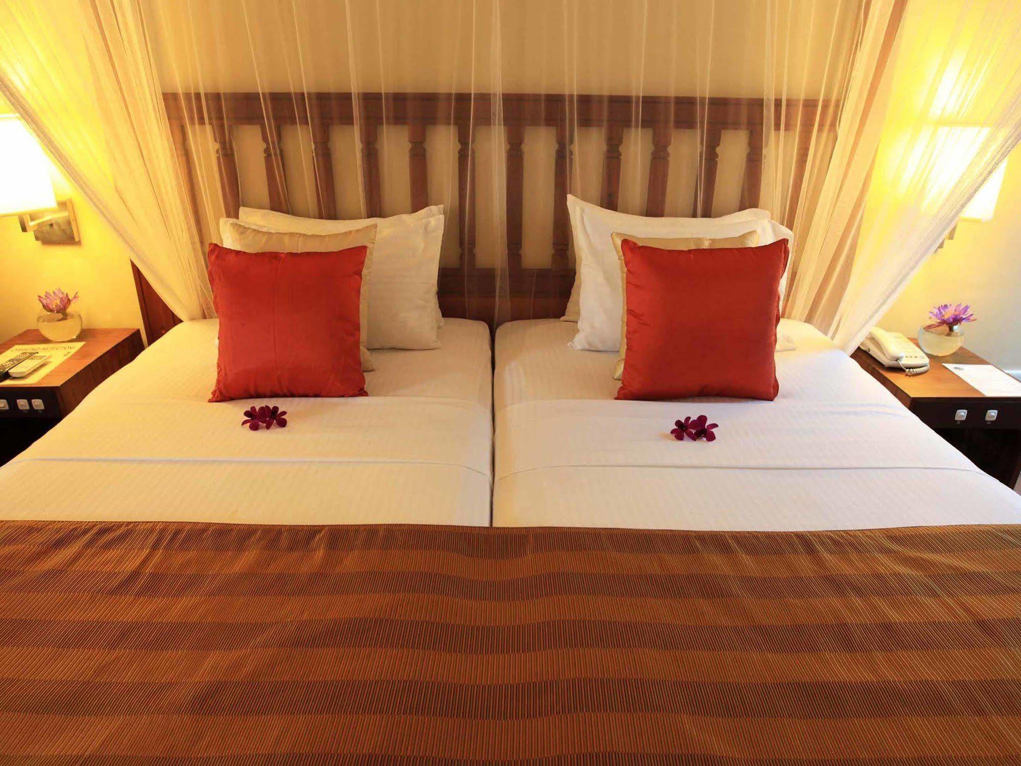 Siddhalepa Ayurveda Resort - All Meals, Ayurveda Treatment And Yoga Wadduwa Exterior photo
