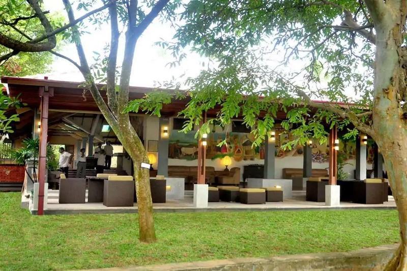Siddhalepa Ayurveda Resort - All Meals, Ayurveda Treatment And Yoga Wadduwa Exterior photo